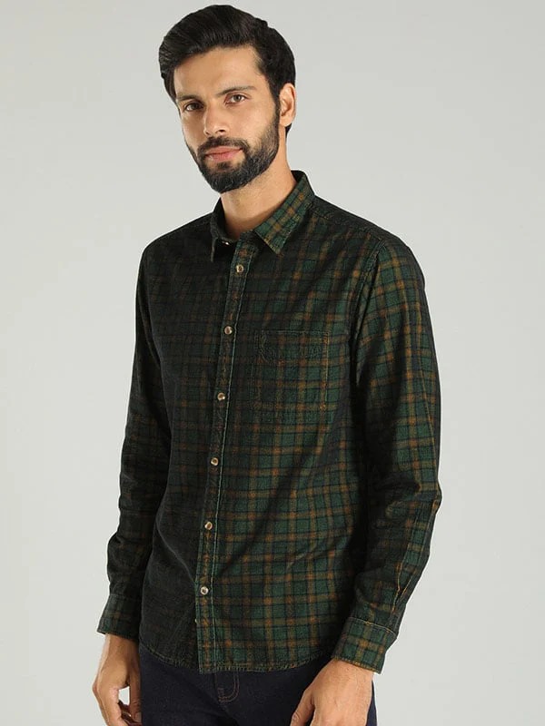 Indian Terrain Men's Slim Fit Full Sleeve Checkered Green Shirt